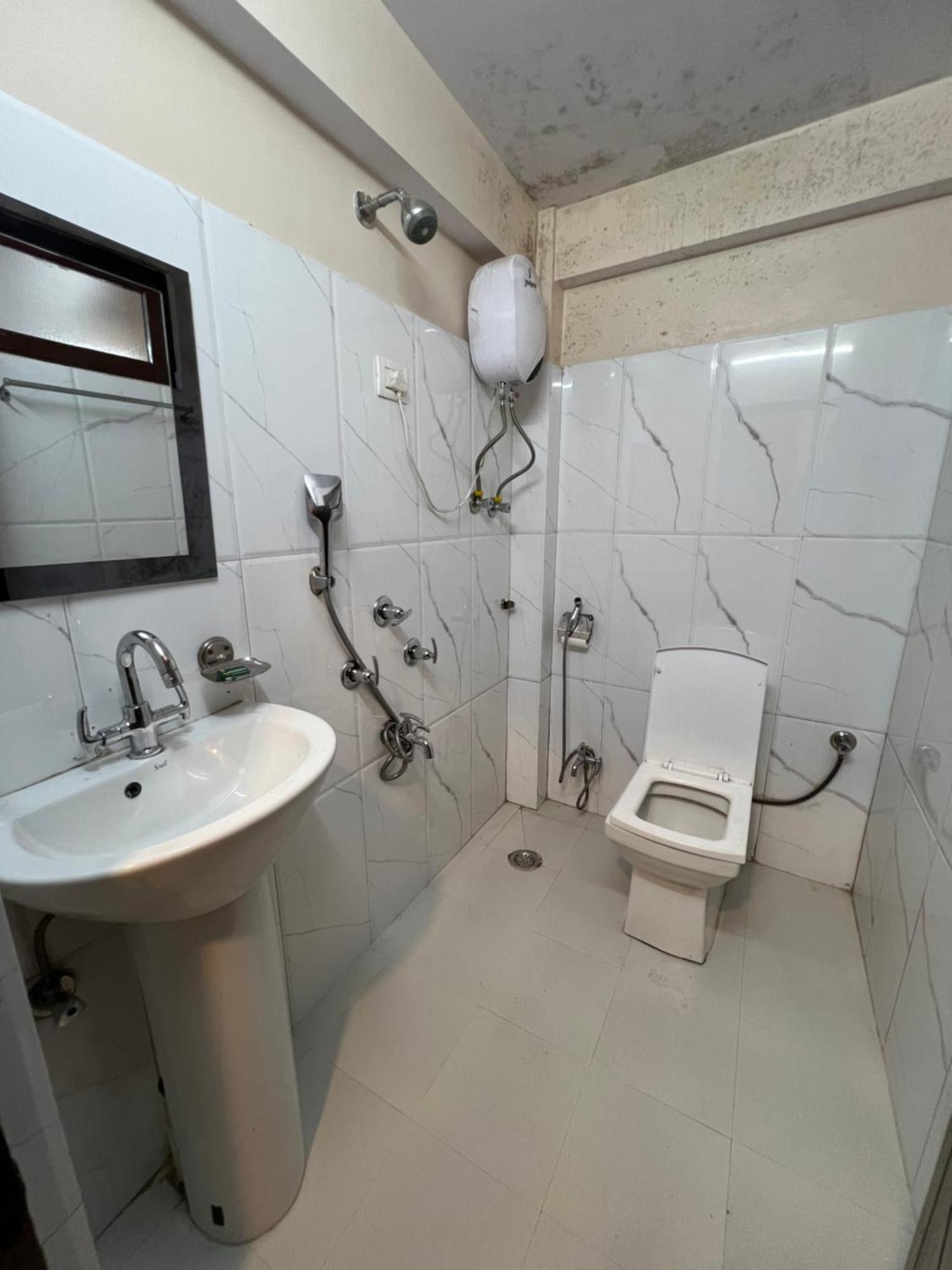 Hotel Hill Top Νταρτζίλινγκ Εξωτερικό φωτογραφία
