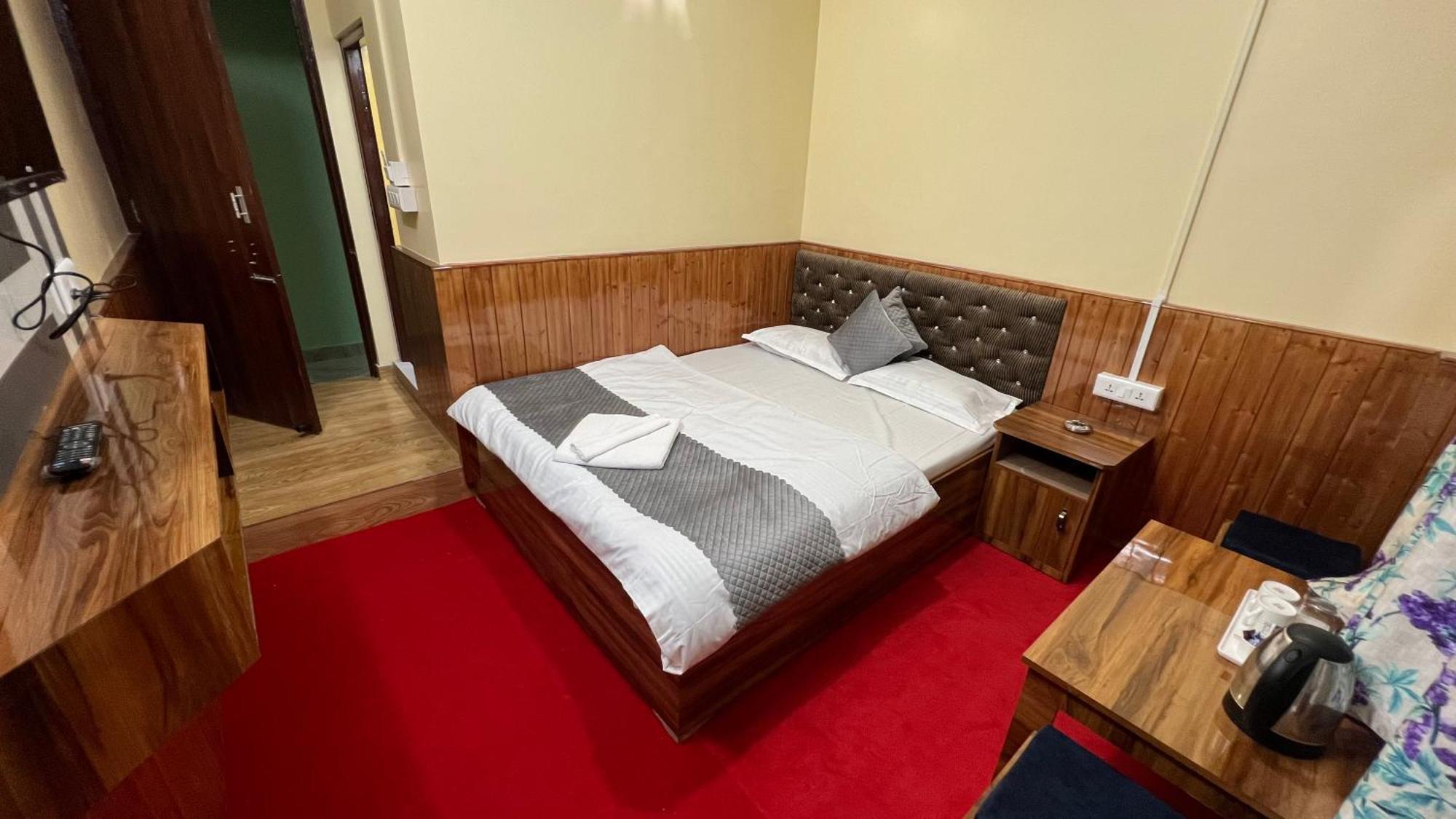 Hotel Hill Top Νταρτζίλινγκ Εξωτερικό φωτογραφία